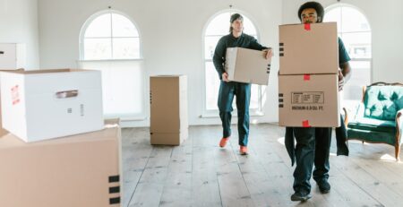 What Number of Movers Do I Need for A Home Move?